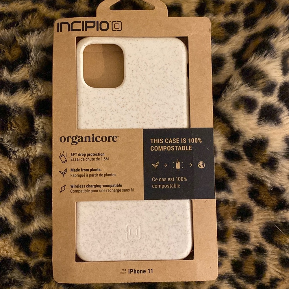 NIB Incipio iPhone 11 organic phone case